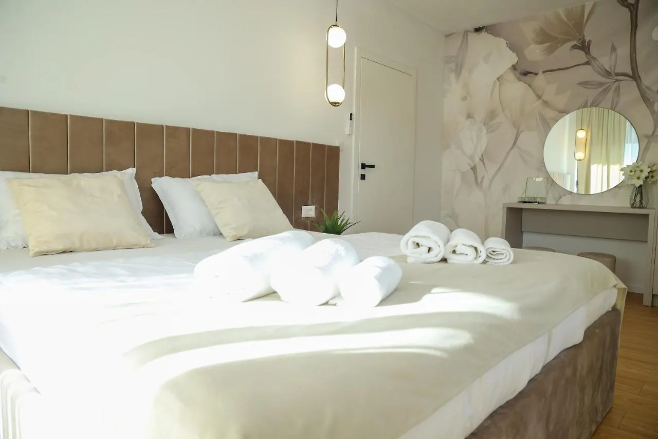 Villa Lang - A Beach House Privlaka