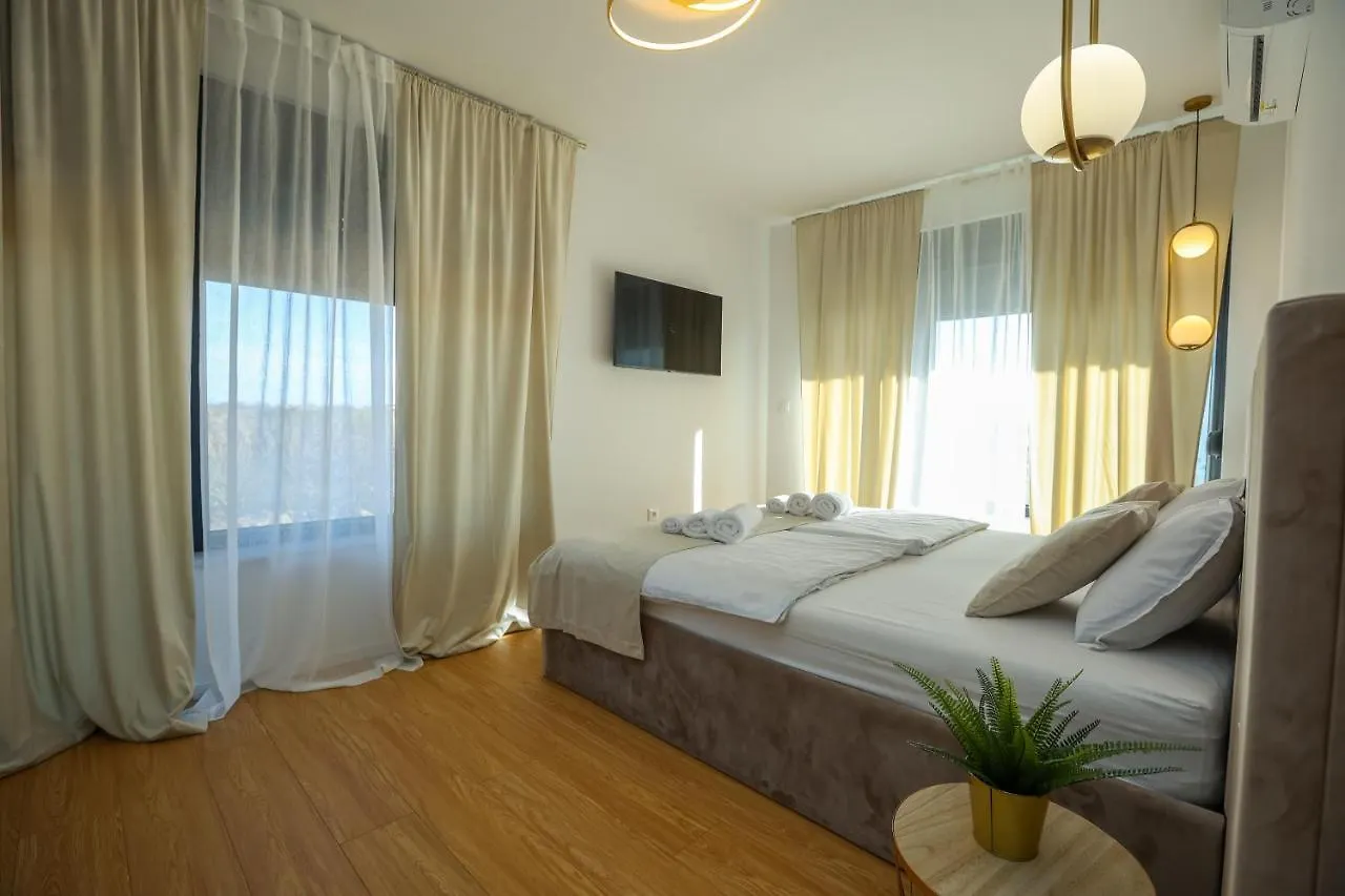 Villa Lang - A Beach House Privlaka