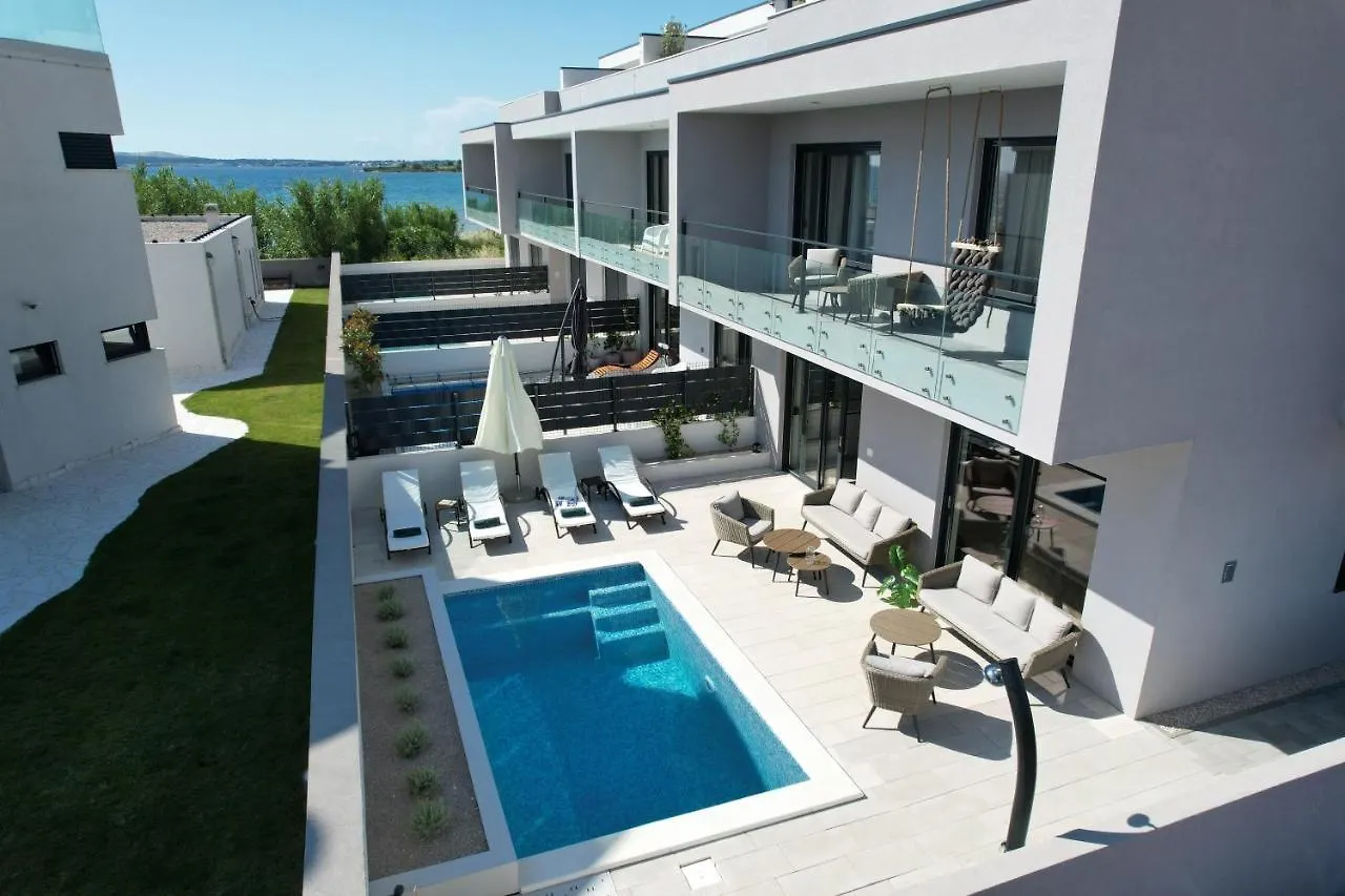 Villa Lang - A Beach House Privlaka